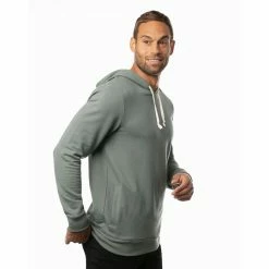 Travis Mathew Cloud Hoodie -Golf Clubs Shop travis mathew cloud hoodie balsam green 02 30898.1667934048